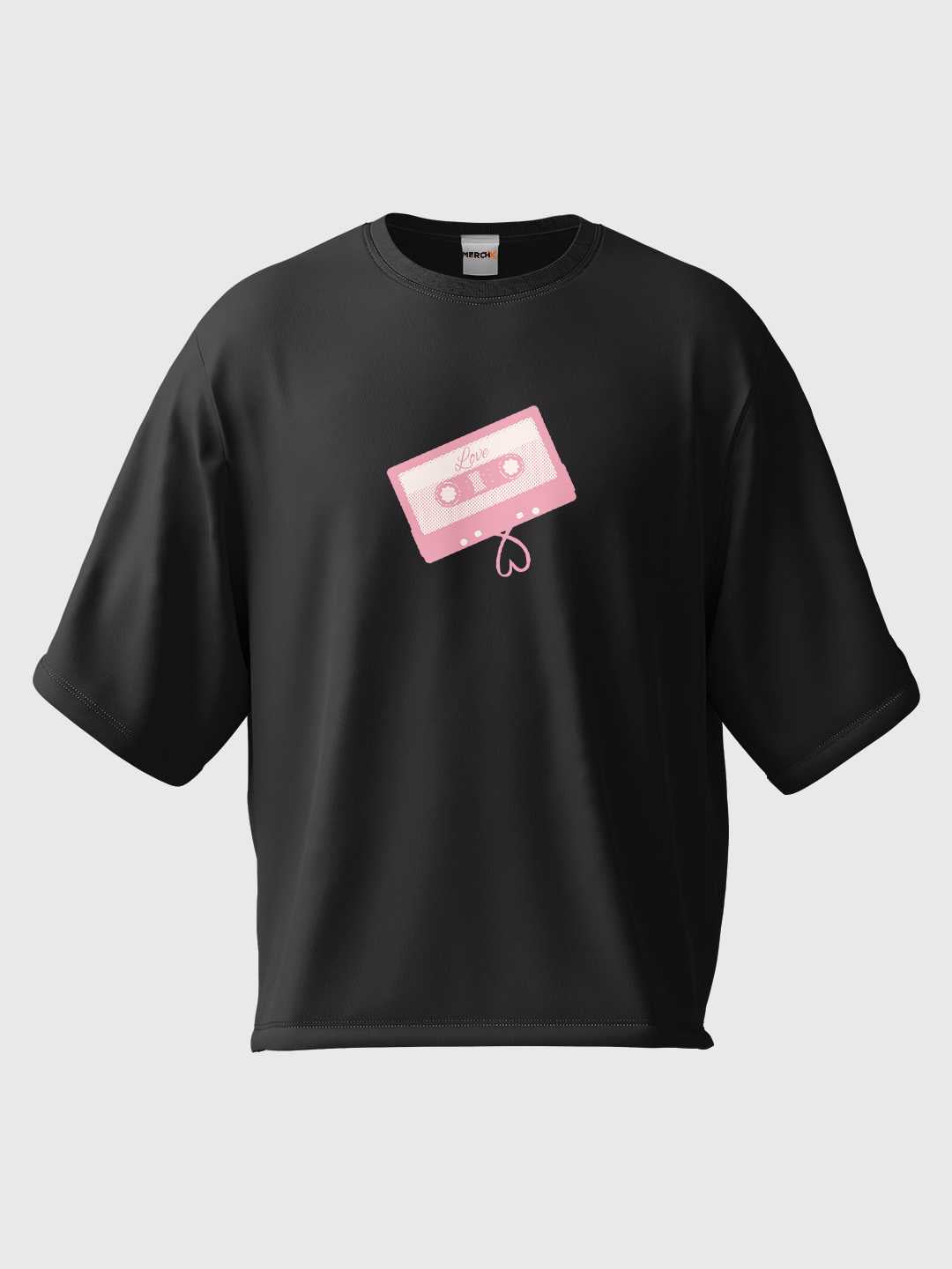 Love is all we need Oversized Tee