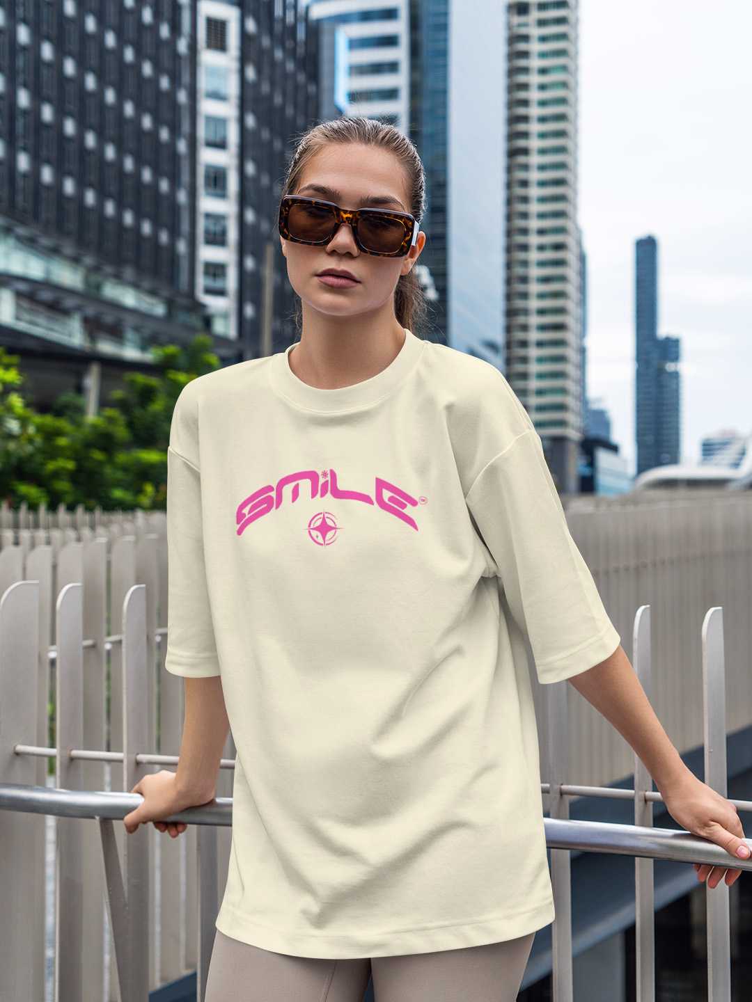 Smile Oversized Tee
