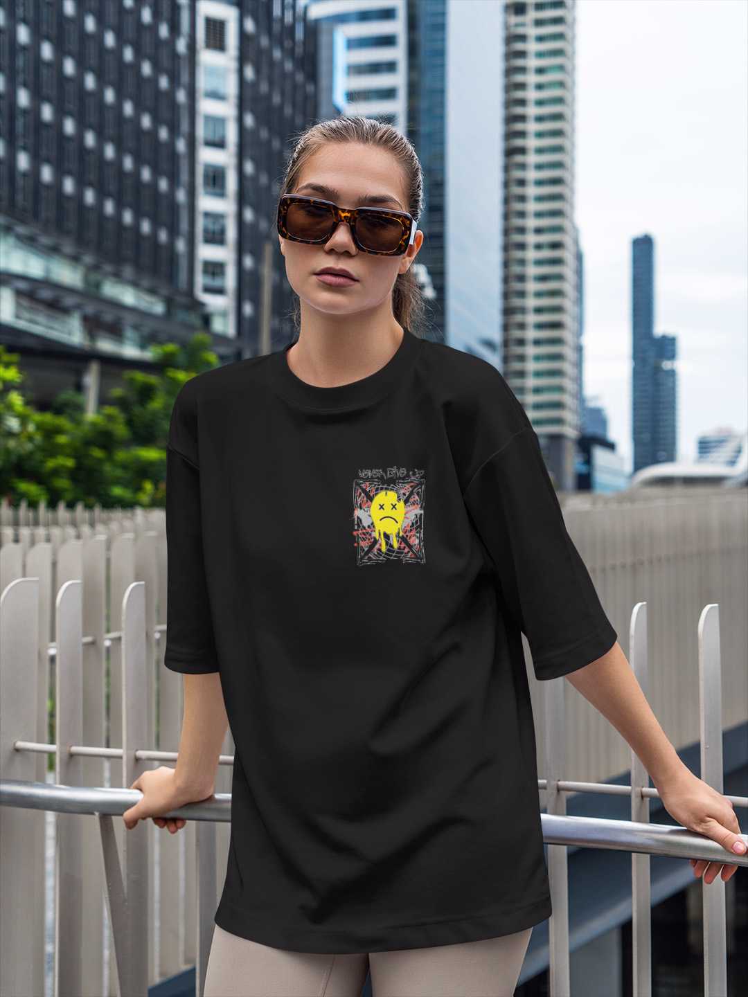 Never Give up Oversized Tee