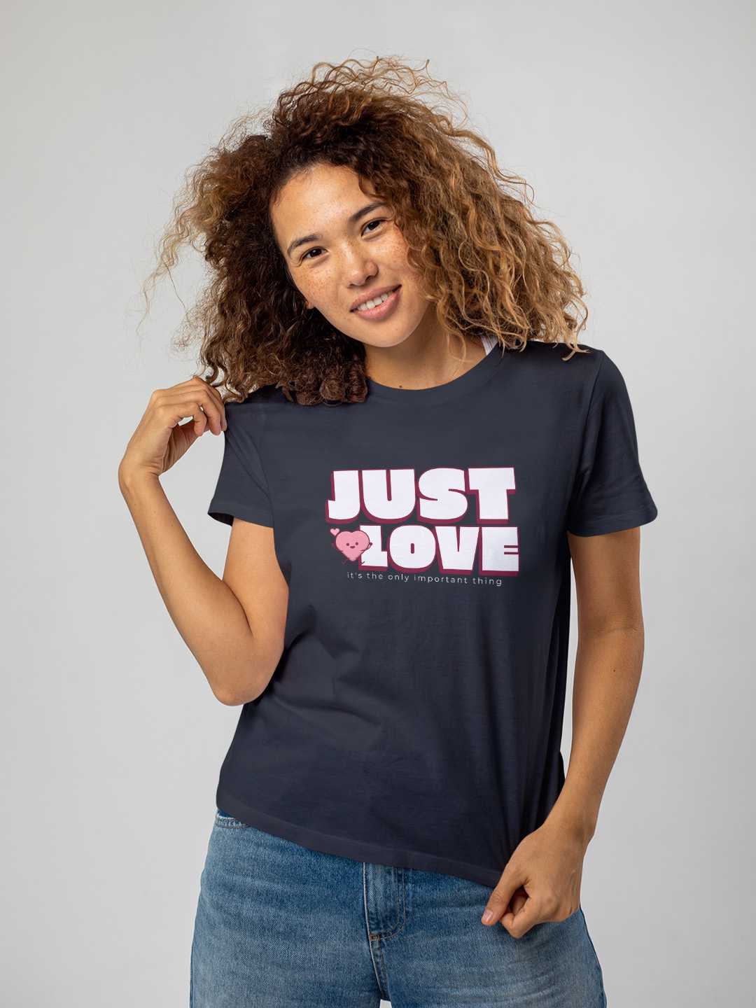 Just Love graphic Tee