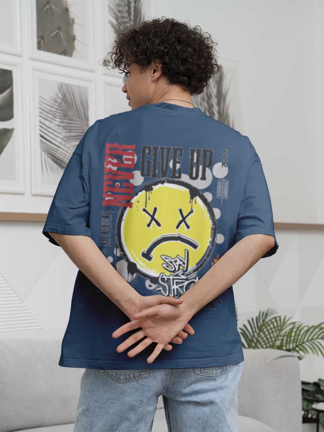 Never Give up Oversized Tee