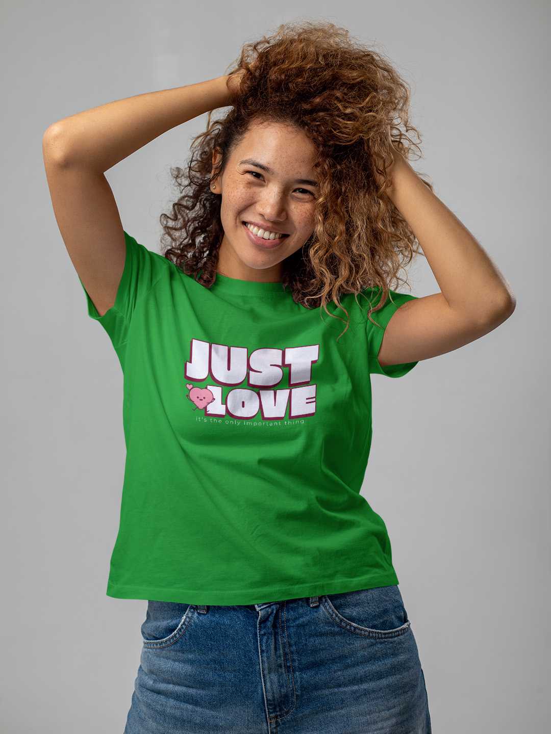 Just Love graphic Tee