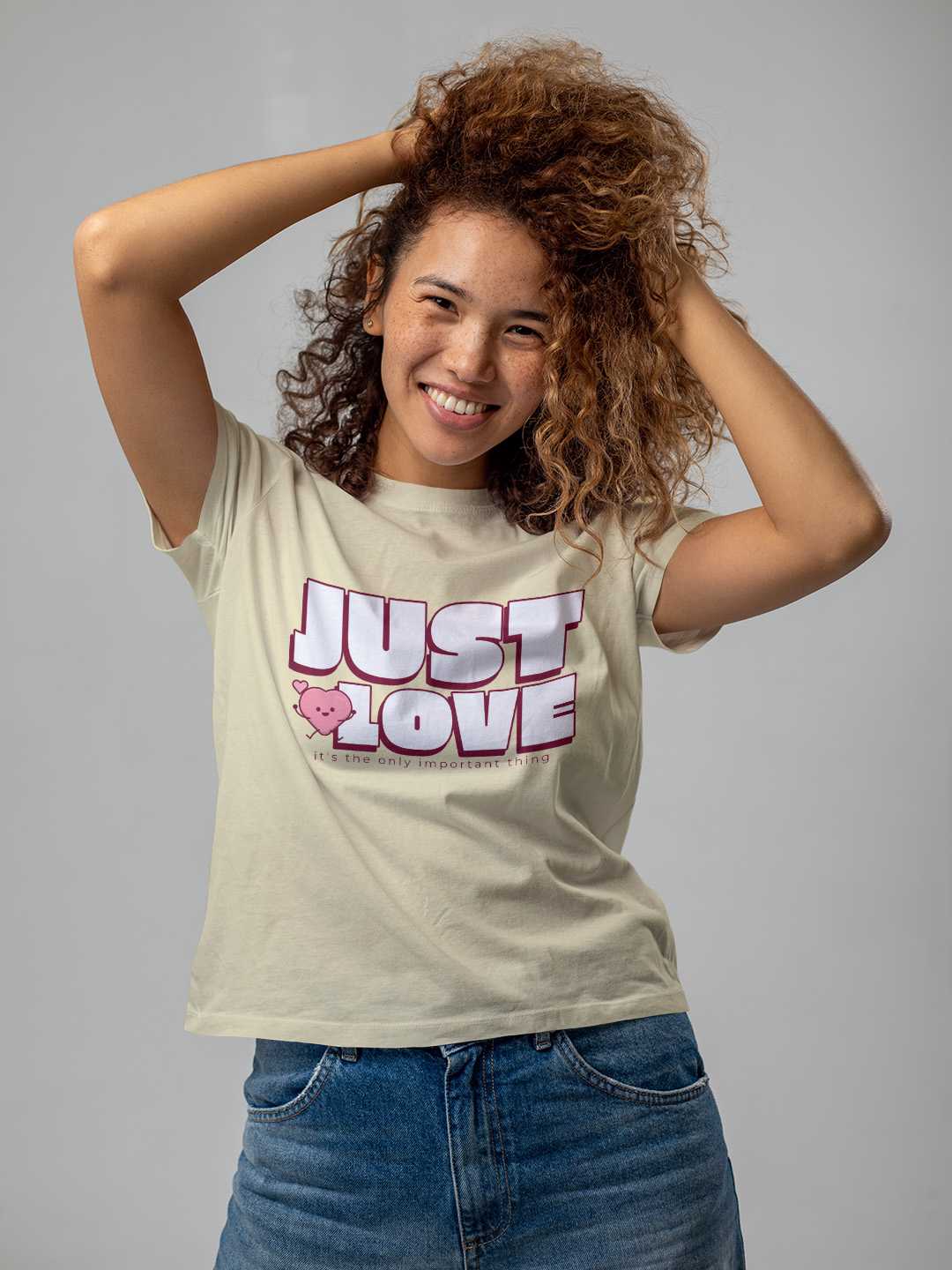 Just Love graphic Tee