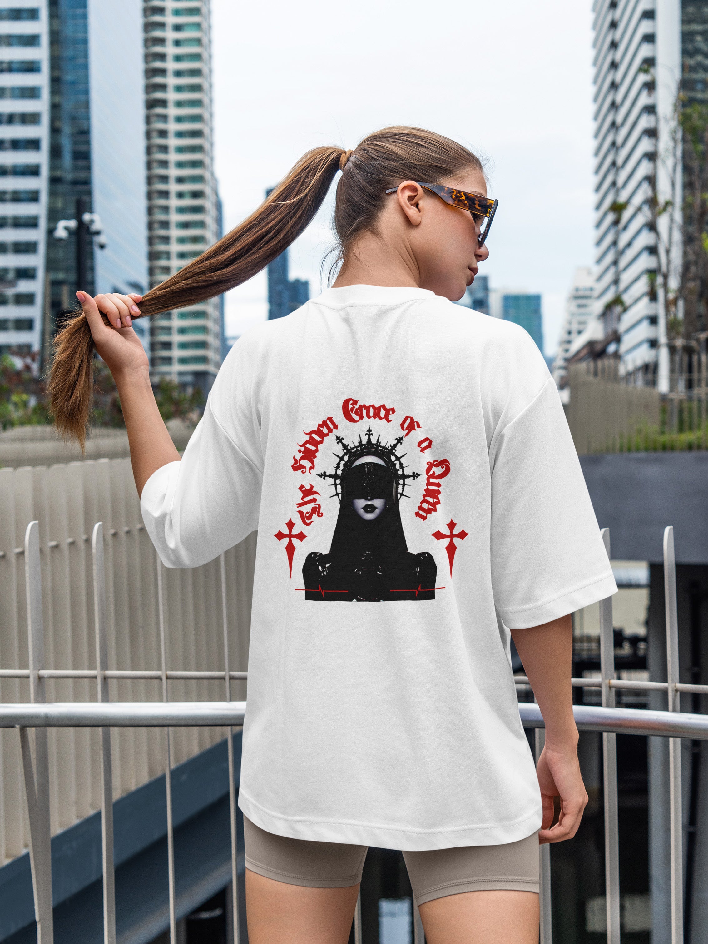 Queen Oversized Tee