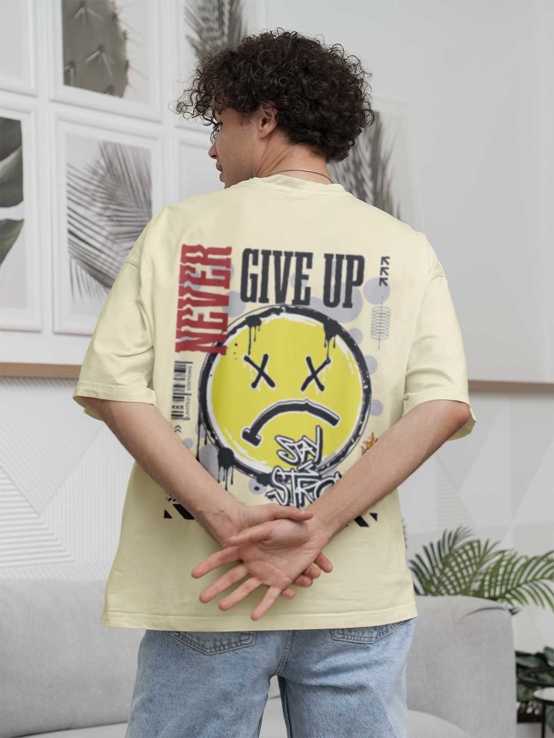 Never Give up Oversized Tee