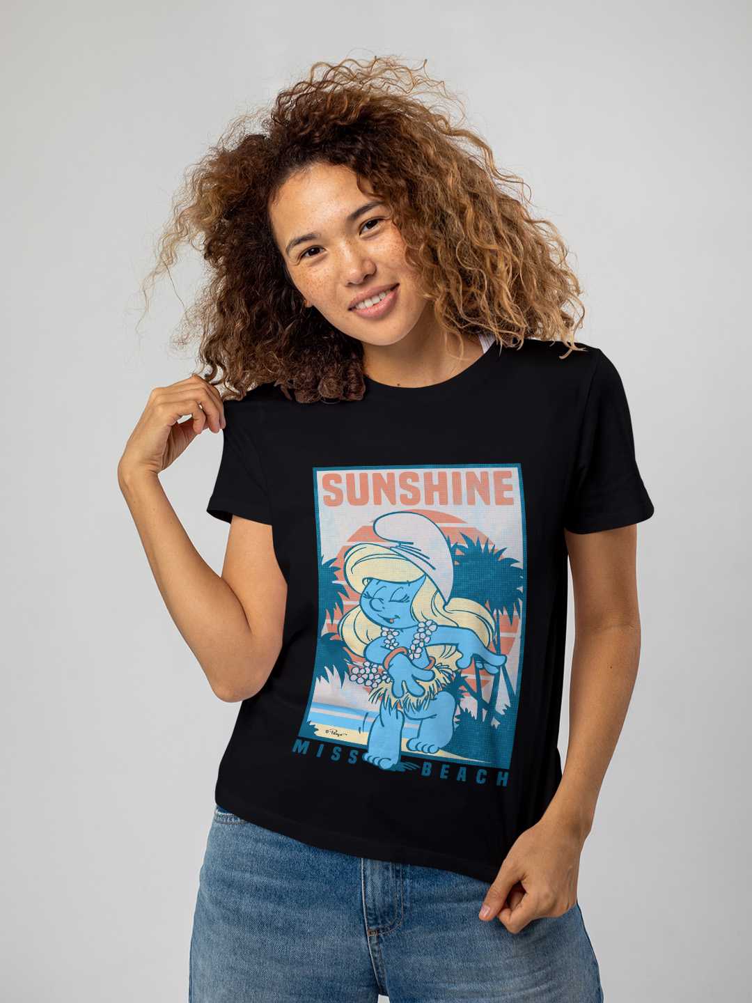 Miss Beach Unisex Regular Tee