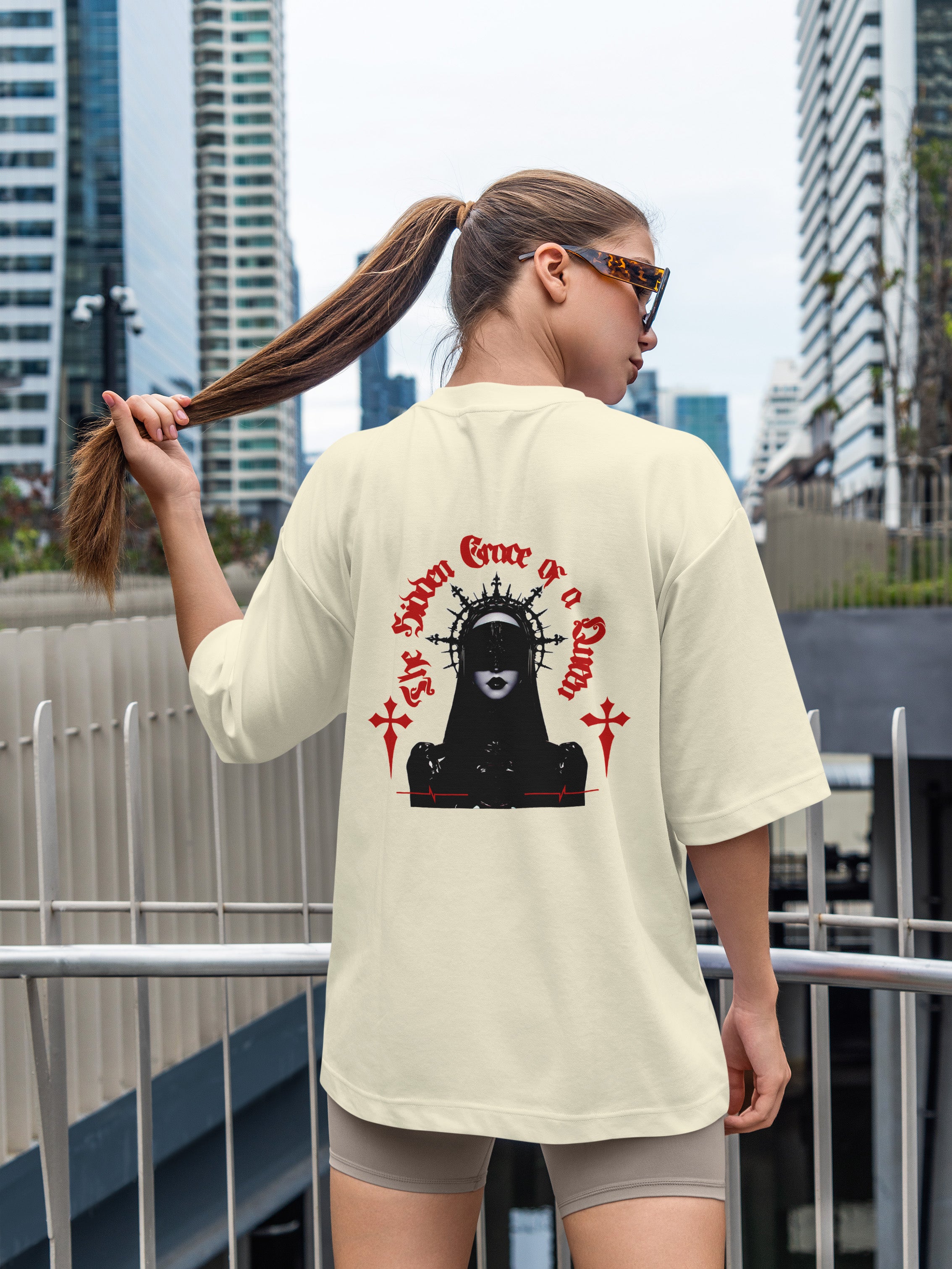 Queen Oversized Tee
