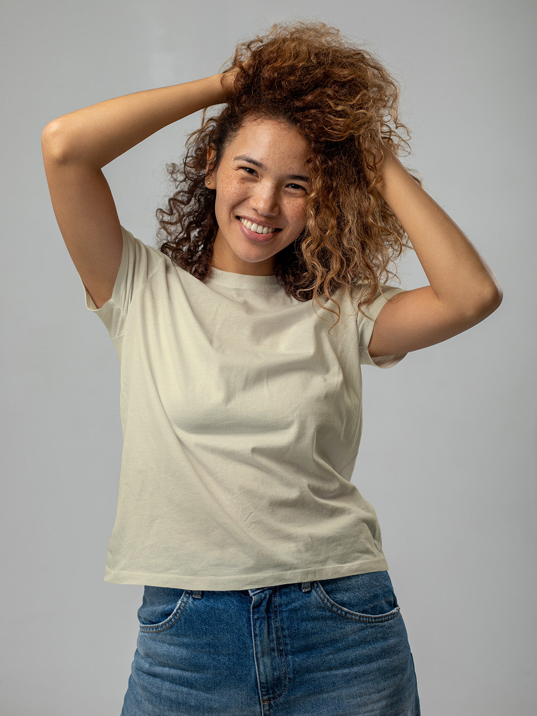 Vanilla Solid Unisex Regular Tee